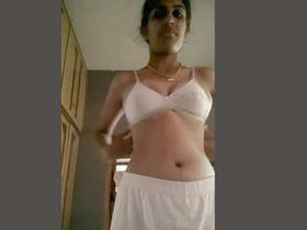 Indian beauty shares intimate self-portraits