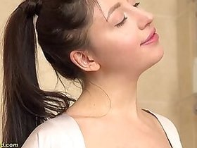 Cute teenager injecting plug cuckold sex