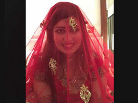 Stunning Pakistani bride Fatma's nude photos and videos revealed