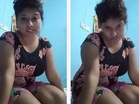 Indian girl with large breasts performs live chat