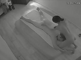 Spy - Body to vody massage