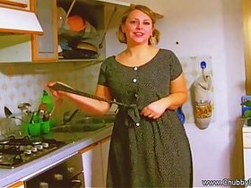 Housewife Blowjob From The 1950's!