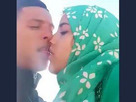 Aroused Pakistani beauty