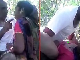 Desi mms sex scandal with South Indian auntie fuck