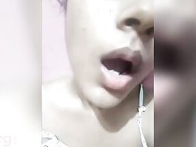 Home lush-breasted Indian sweetheart jerking off her pussy on livecam