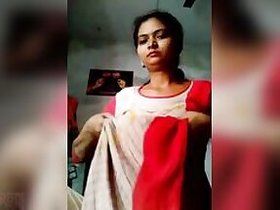 Hot Dehati Desi performs a hot XXX striptease in front of the camera