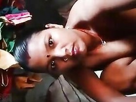 Rustic desi XXX hottie jerks off her sweet pussy on the MMS selfie camera