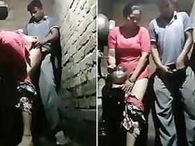 Tamil aunt's sneaky sex with brother-in-law outdoors caught on mms camera