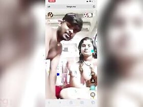 Bhabhi impresses her desi man with a blowjob for a live show