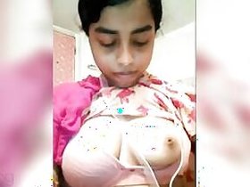 An episode of the live Bengal pussy show to tempt your sexy nerves