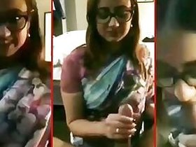 Desi Sister Gives Sensual Masturbation to Her Elder