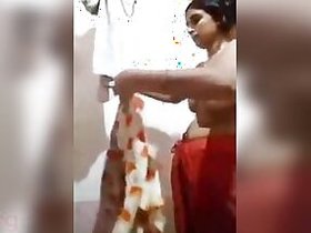 Panjabi Bhabhi in bath clothes sex movie