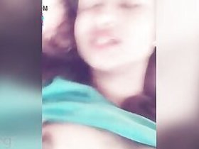 Desi's hot selfie scene shot for her boyfriend