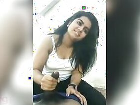 Desi Indian girl lets XXX guy take MMC video while jerking off