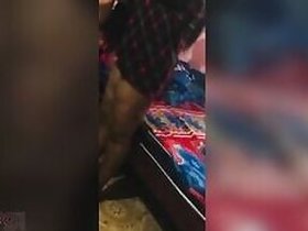 Amateur video of eccentric slut Desi giving XXX blowjobs at home