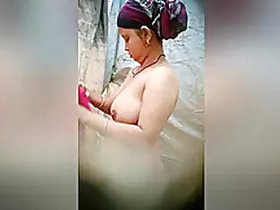 Today an Exclusive Record of Bathing in Bakhbhi Village on Hidden Camera