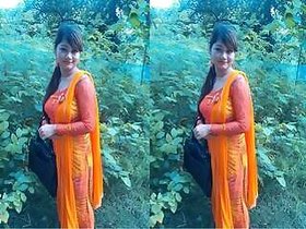 Horny Desi Girl Shows Her Naked Body And Her Pussy