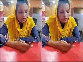 Sexy girl gives a blowjob and gets rid of her dick