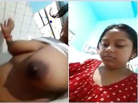 Sexy Indian Girl Shows Her Big Boobs And Pisses
