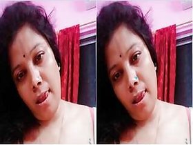 Horny Desi Budi Shows Her Big Boobs Part 2