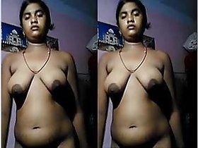 Desi Girl Records Her Nude Video For Lover