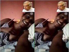 Sexy Lankan Girl Shows Tits